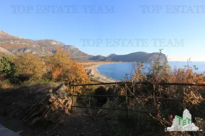 Terreno para Construir en Venta en Budva, Montenegro - foto 2