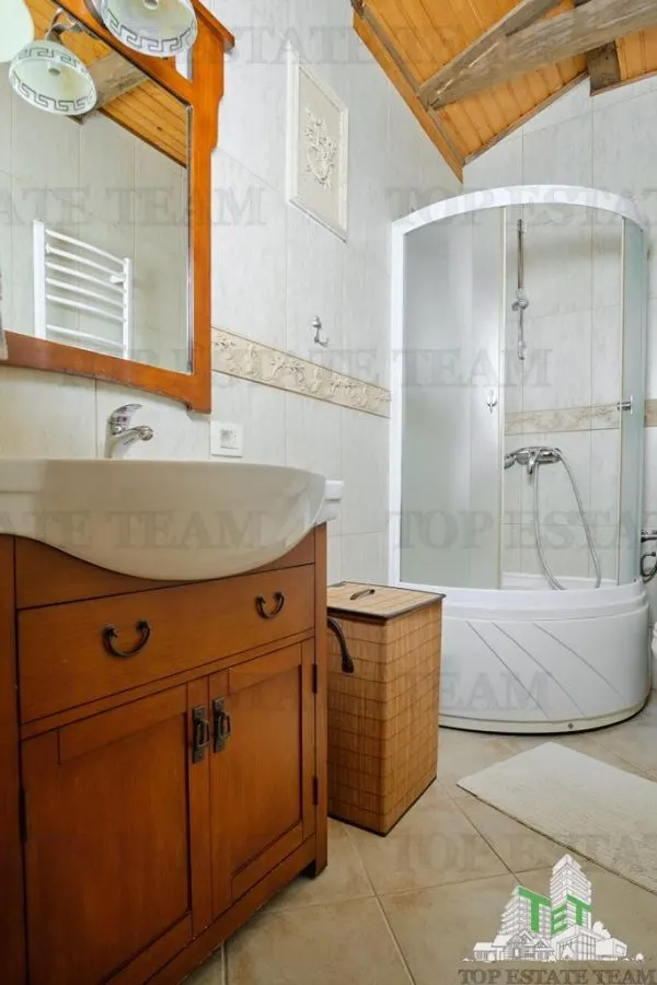 Villa for Sale in Kotor, Montenegro - foto 11