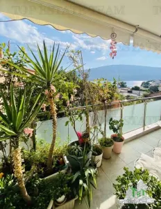 Apartment for Sale in Herceg-Novi, Montenegro - foto 7