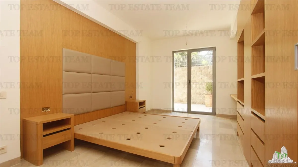 Villa for Sale in Kotor, Montenegro - foto 7