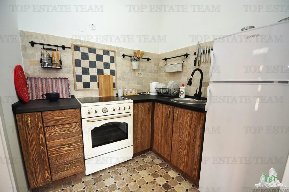 Apartment for Sale in Kotor, Montenegro - foto 4