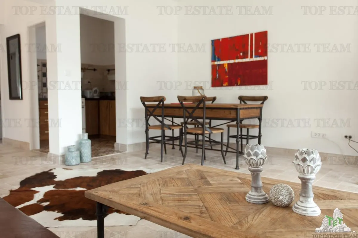 Apartment for Sale in Kotor, Montenegro - foto 8