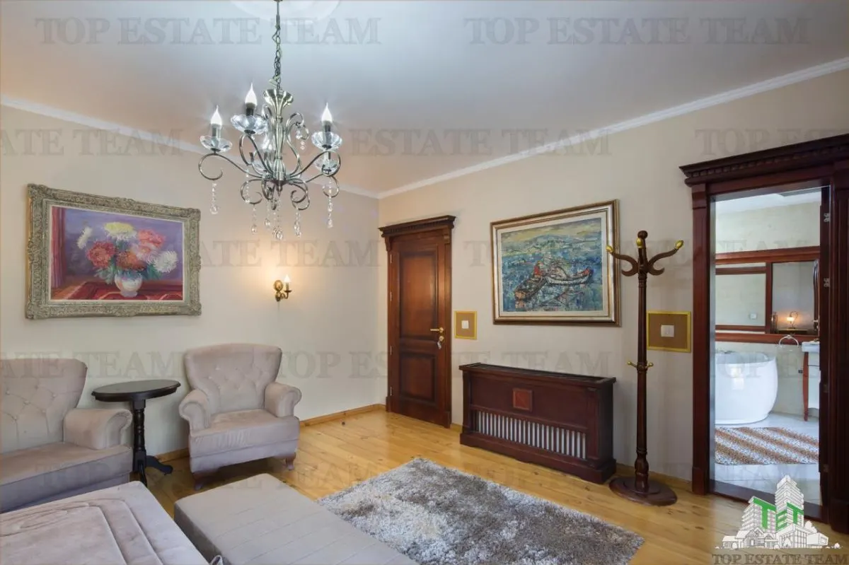 Villa for Sale in Budva, Montenegro - foto 6