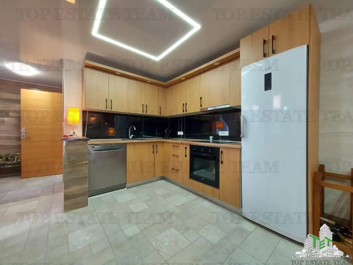 Villa en Venta en Bar, Montenegro - foto 7
