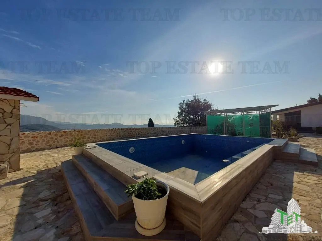 Villa en Venta en Bar, Montenegro - foto 10