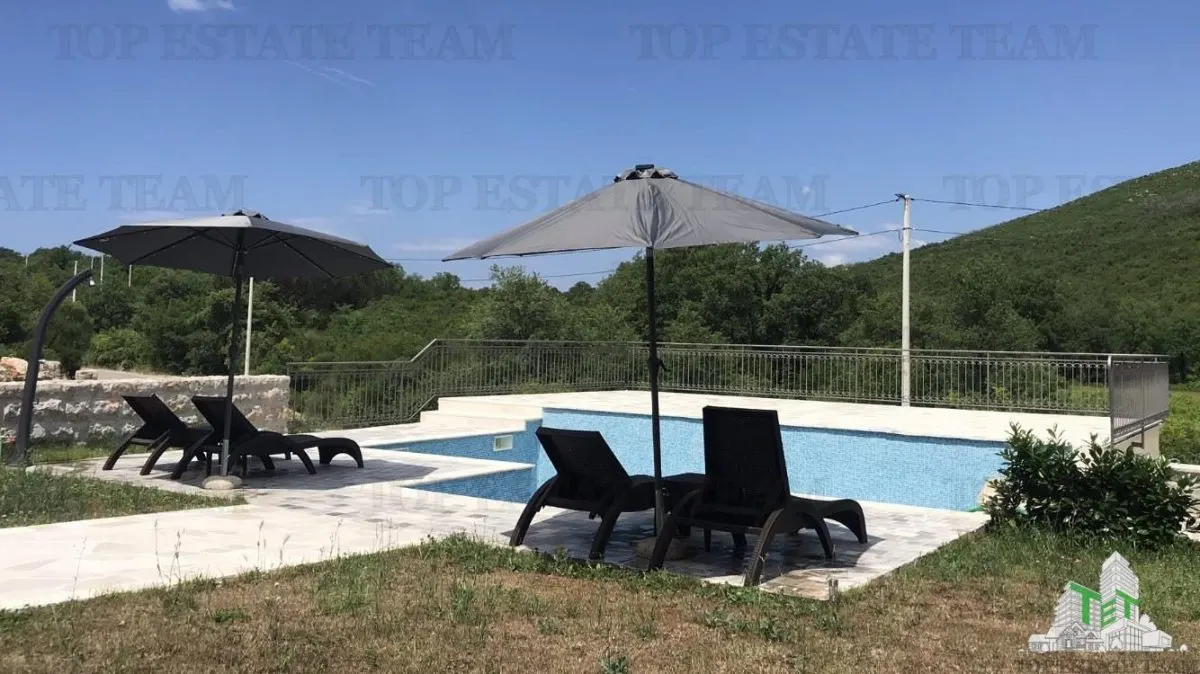 Villa for Sale in Kotor, Montenegro - foto 9