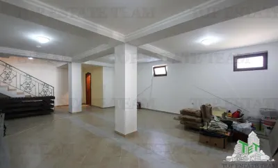 Villa en Venta en Budva, Montenegro - foto 16