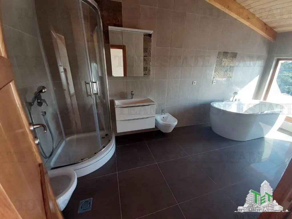 Appartement à Vendre à Budva, Monténégro - foto 7