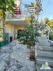 Villa en Venta en Budva, Montenegro - Budva