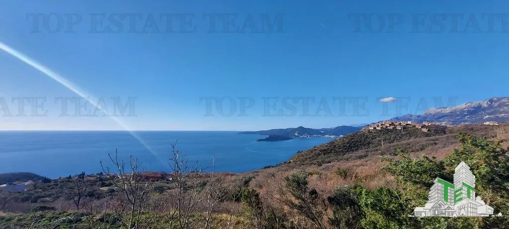 Building Land for Sale in Budva, Montenegro - foto 1