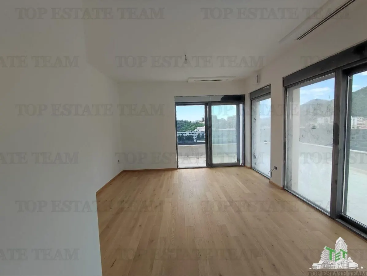 Appartement à Vendre à Budva, Monténégro - foto 2