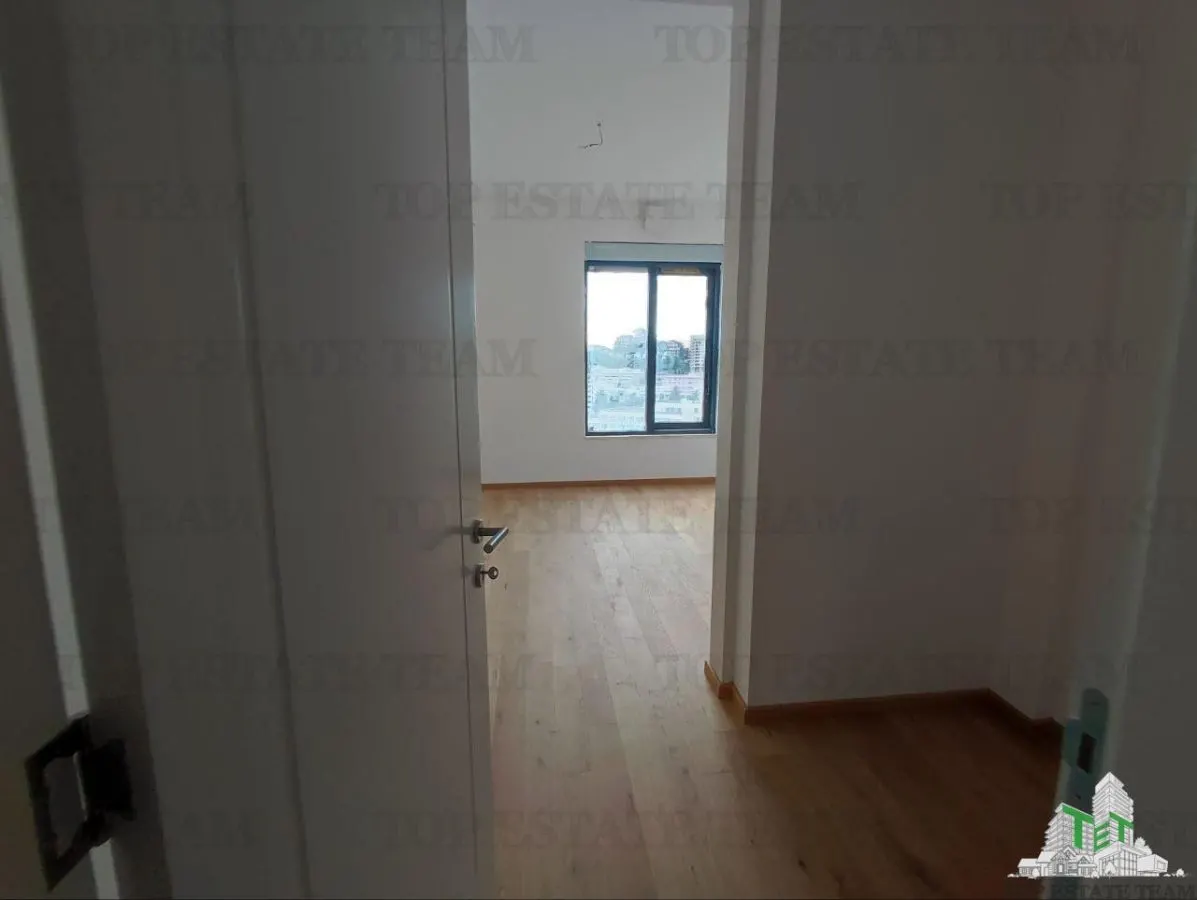 Appartement à Vendre à Budva, Monténégro - foto 13