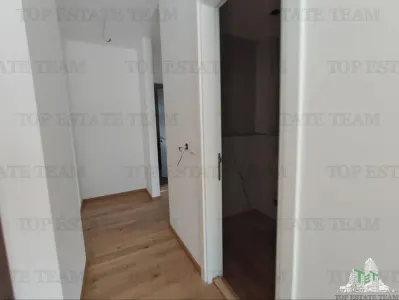Appartement à Vendre à Budva, Monténégro - foto 15