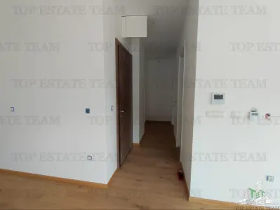 Appartement à Vendre à Budva, Monténégro - foto 16