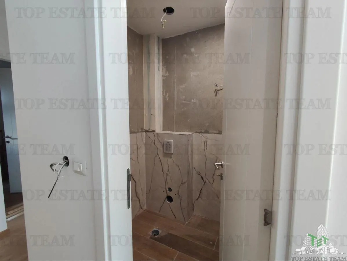 Appartement à Vendre à Budva, Monténégro - foto 19