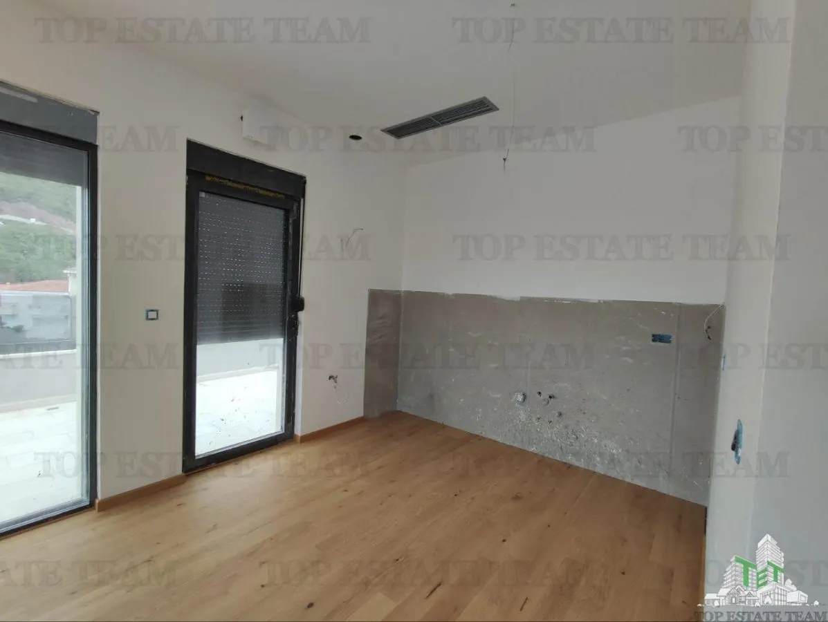 Appartement à Vendre à Budva, Monténégro - foto 6