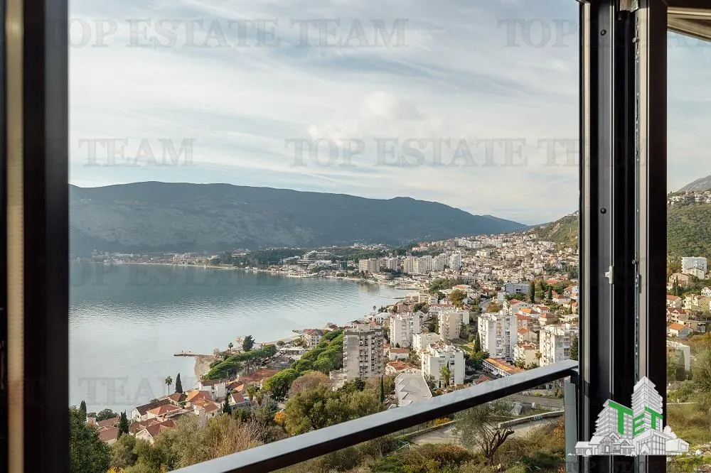 Apartment for Sale in Herceg-Novi, Montenegro - foto 13