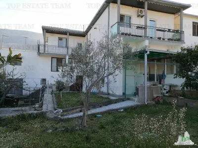 Villa en Venta en Bar, Montenegro - foto 2