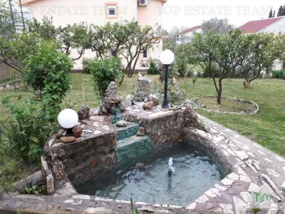 Villa en Venta en Bar, Montenegro - foto 4