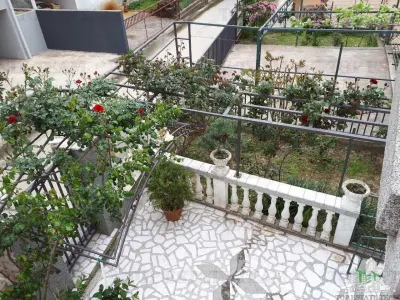 Villa en Venta en Bar, Montenegro - foto 6