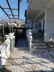 Villa en Venta en Bar, Montenegro - foto 8