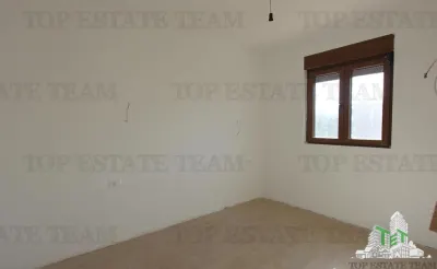 Apartamento en Venta en Tivat, Montenegro - foto 4