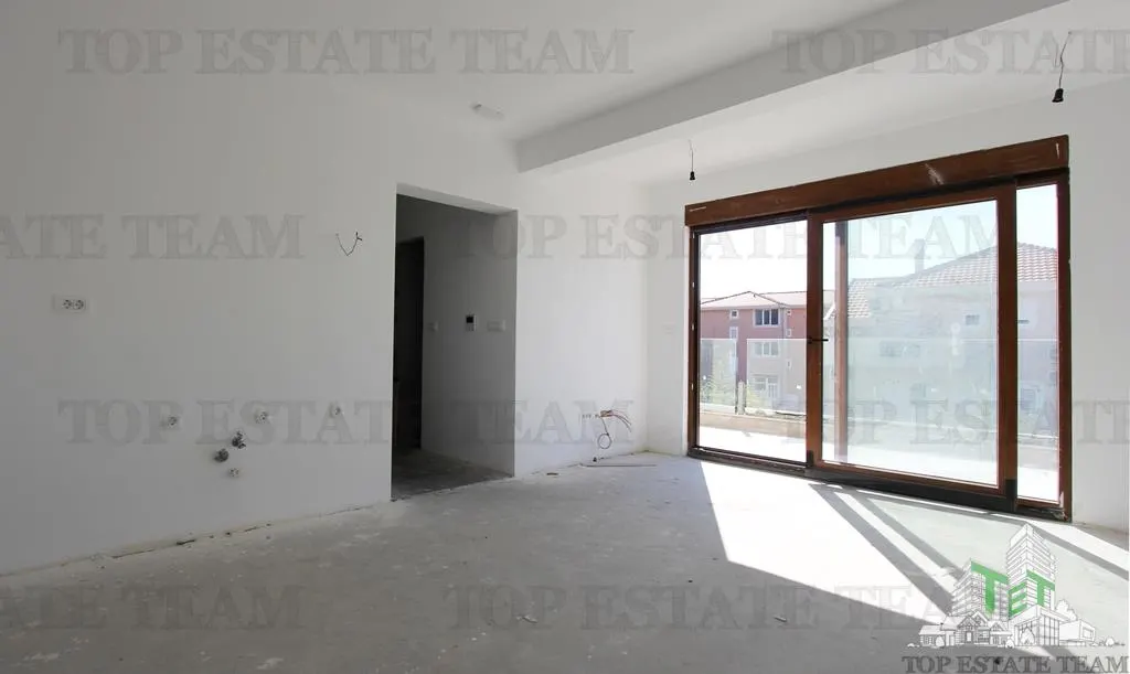 Apartamento en Venta en Tivat, Montenegro - foto 7