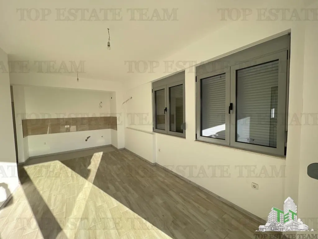 Appartement à Vendre à Ulcin, Monténégro - foto 1