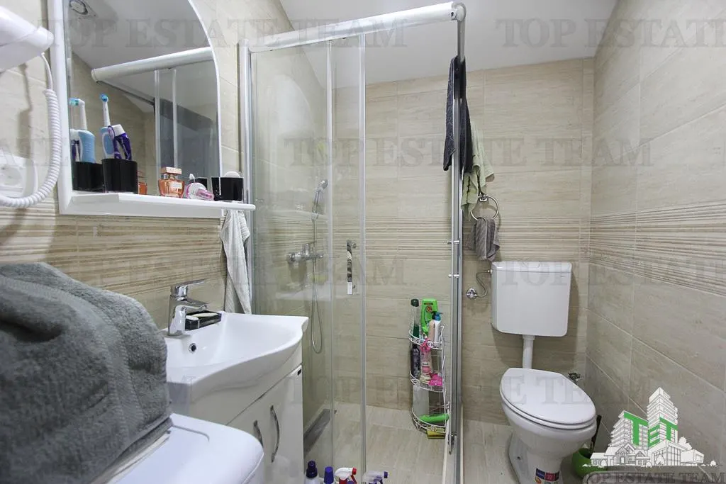 Apartamento en Venta en Herceg-Novi, Montenegro - foto 11