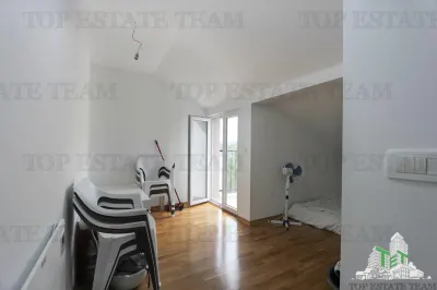 Apartamento en Venta en Herceg-Novi, Montenegro - foto 9