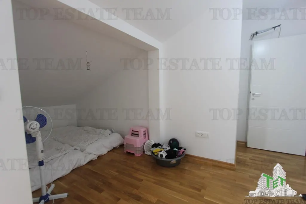 Apartamento en Venta en Herceg-Novi, Montenegro - foto 10