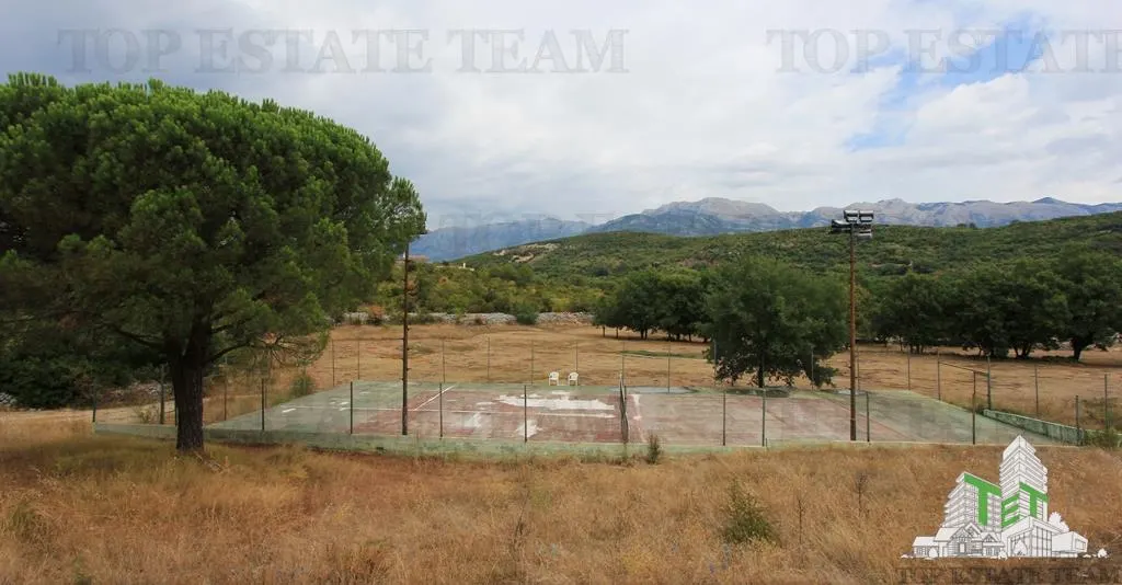 Villa à Vendre à Kotor, Monténégro - foto 11