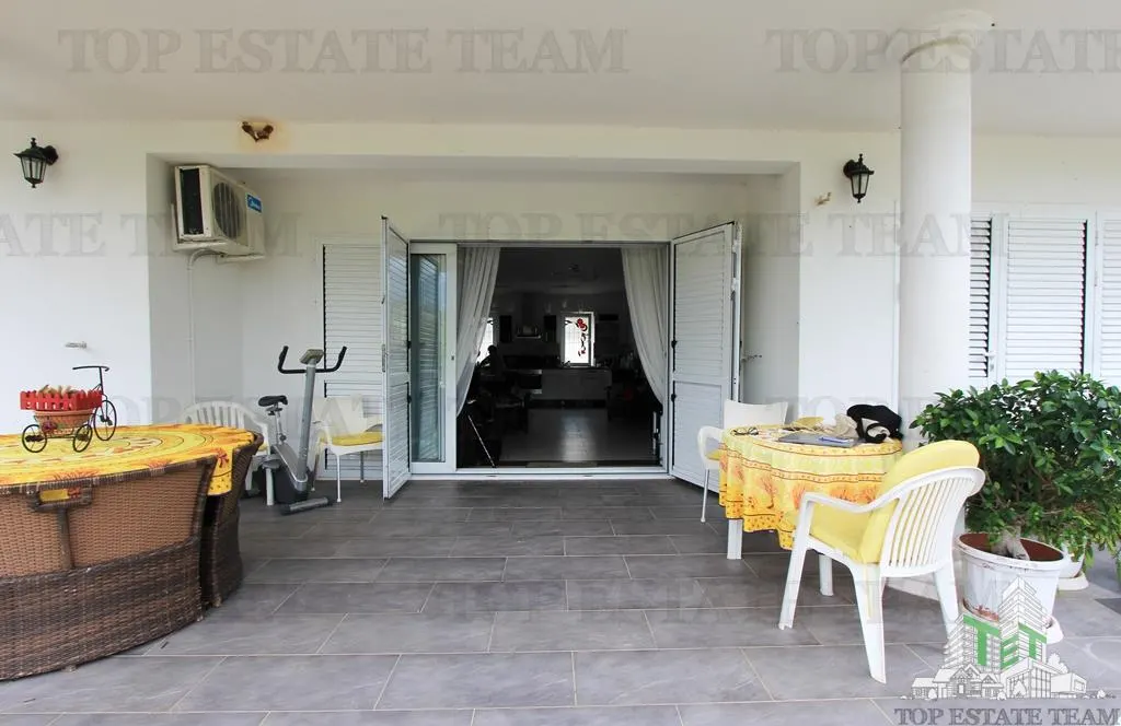 Villa à Vendre à Kotor, Monténégro - foto 6
