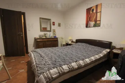 Villa for Sale in Herceg-Novi, Montenegro - foto 11