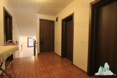 Villa for Sale in Herceg-Novi, Montenegro - foto 10