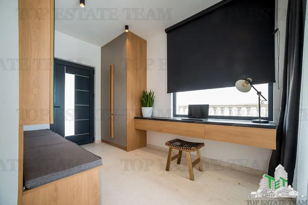 Villa en Venta en Budva, Montenegro - foto 11