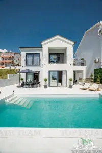 Villa en Venta en Budva, Montenegro - foto 21
