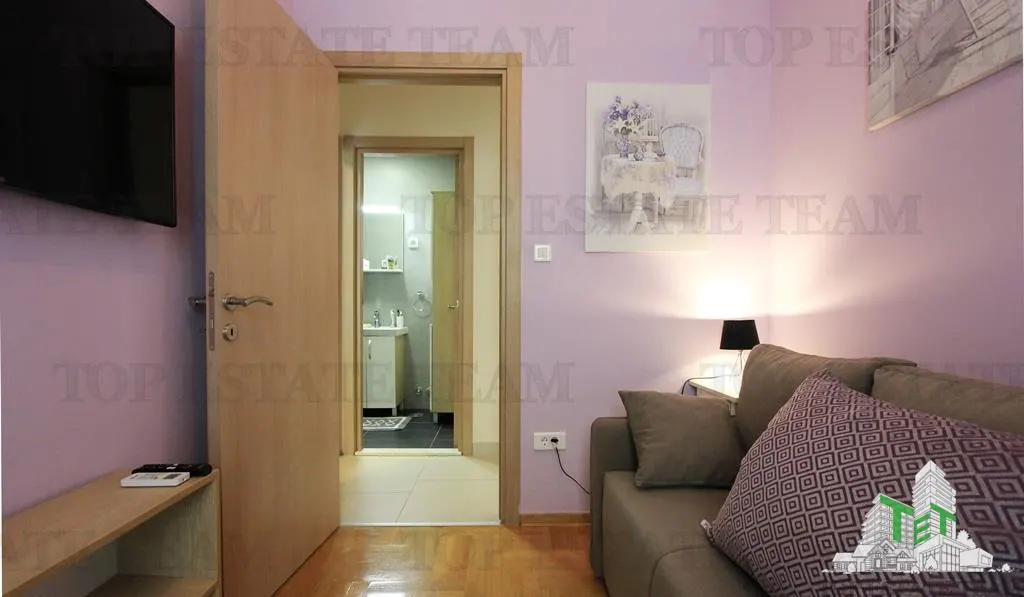 Apartamento en Venta en Kotor, Montenegro - foto 10