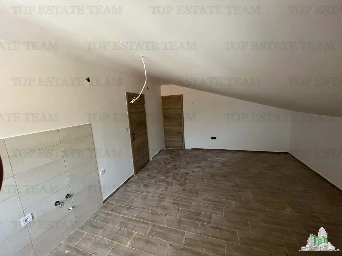 Apartamento en venta en Herceg-Novi, Montenegro - foto 4