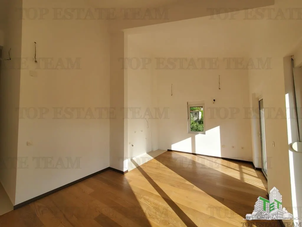 Appartement à Vendre à Budva, Monténégro - foto 2