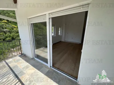 Appartement à Vendre à Budva, Monténégro - foto 11