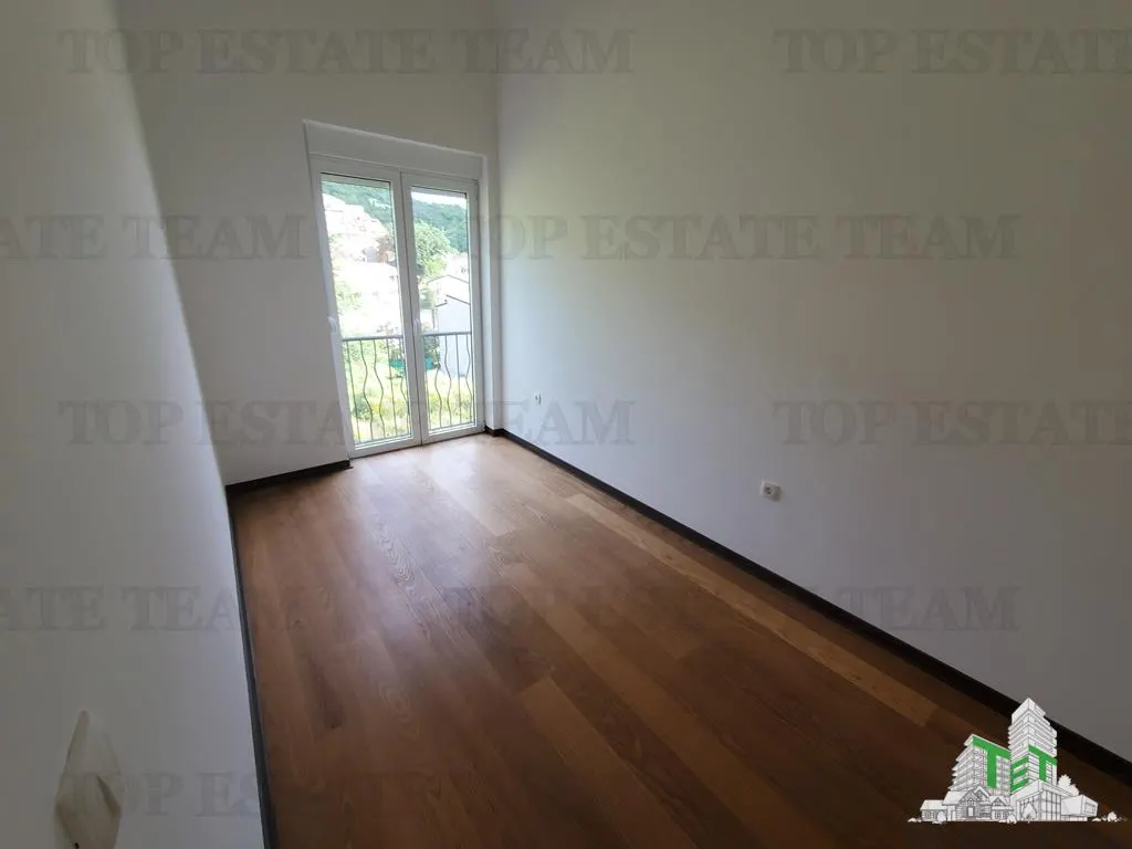 Appartement à Vendre à Budva, Monténégro - foto 4