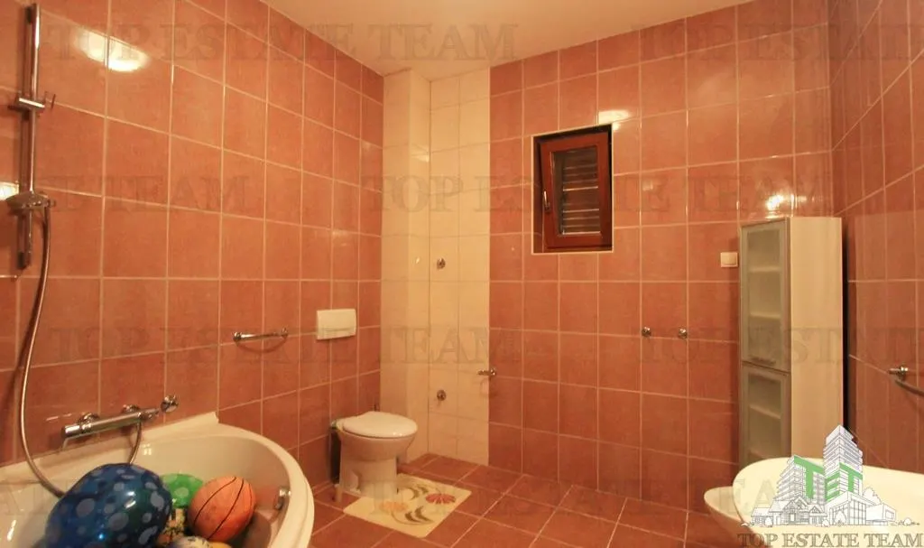 Villa en Venta en Bar, Montenegro - foto 12