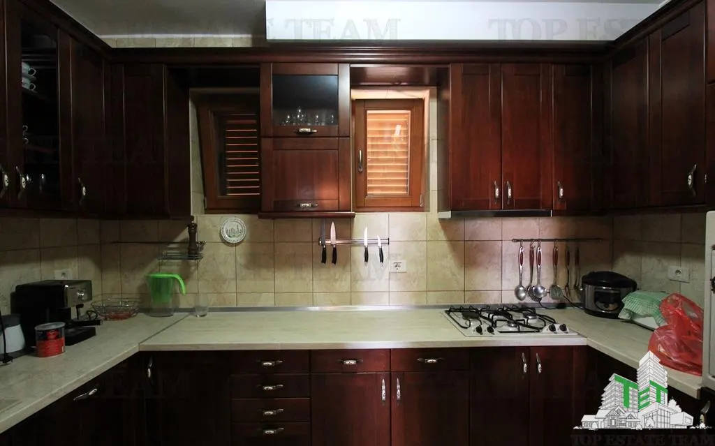 Villa en Venta en Bar, Montenegro - foto 9