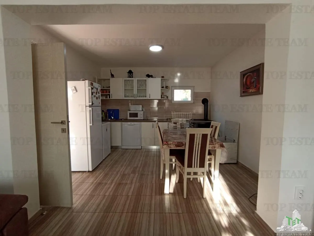 Villa en Venta en Budva, Montenegro - foto 2