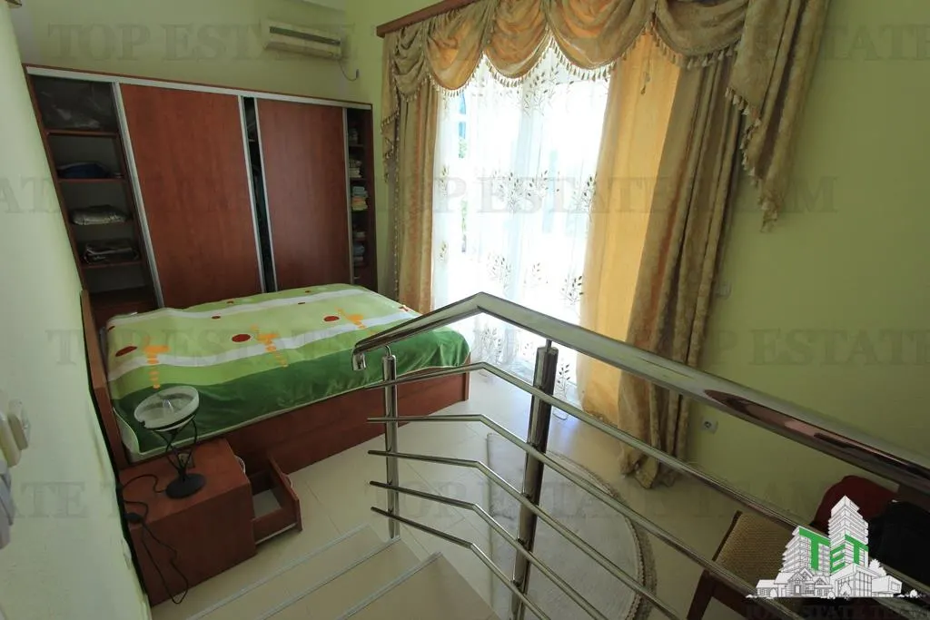 Apartment for Sale in Herceg-Novi, Montenegro - foto 10
