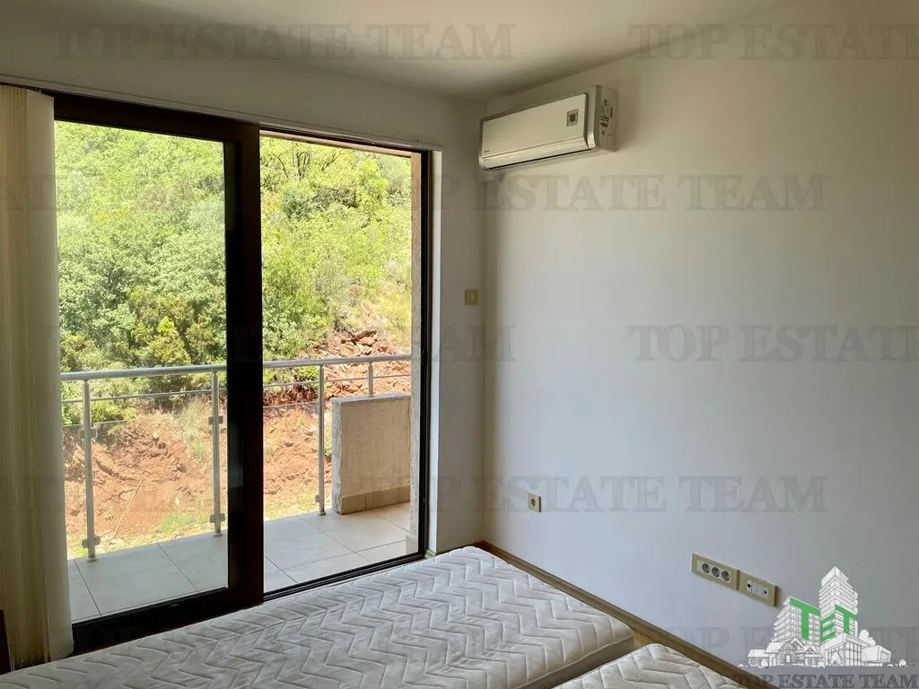 Appartement à Vendre à Budva, Monténégro - foto 8