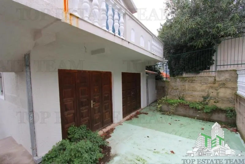 Villa en Venta en Budva, Montenegro - foto 7