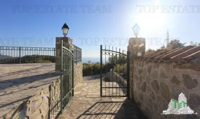 Villa en Venta en Budva, Montenegro - foto 2