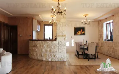 Villa en Venta en Budva, Montenegro - foto 14